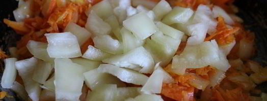 летние щи из молодой капусты со сладким перцем. Шаг 5