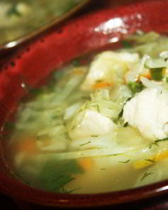 Простые щи со свининой и свежей капустой