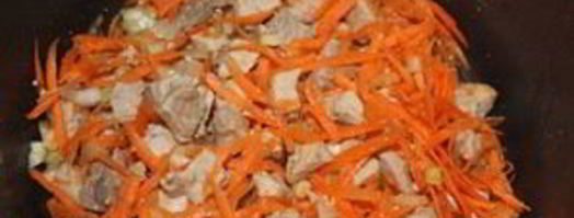 щи из кислой капусты в мультиварке. Шаг 3