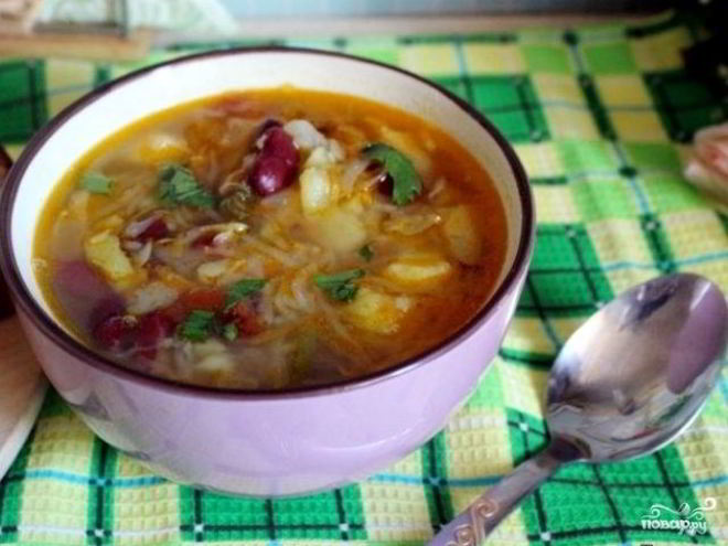 Рецепт щей из квашеной капусты с фасолью