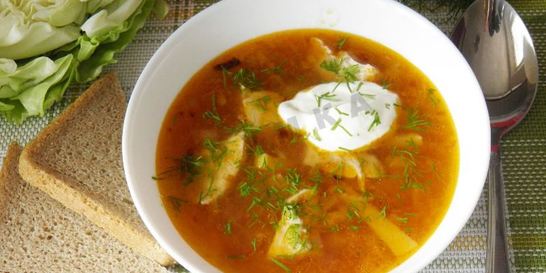 Щи из молодой капусты с курицей