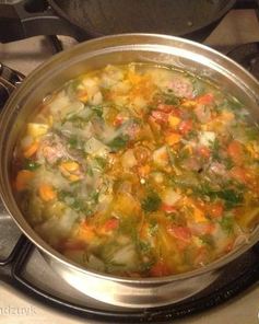 Щи из свежей капусты с фрикадельками