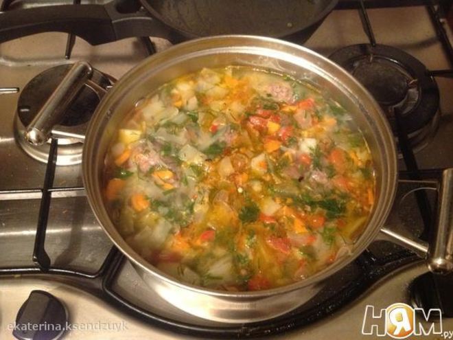 Рецепт щей из свежей капусты с фрикадельками