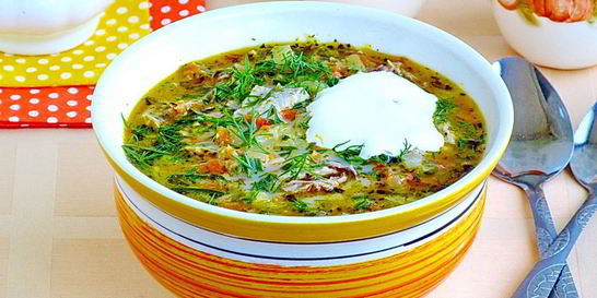 Щи из свежей капусты с плавленым сыром