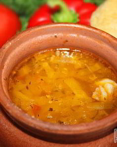 Щи из свежей капусты в горшочках