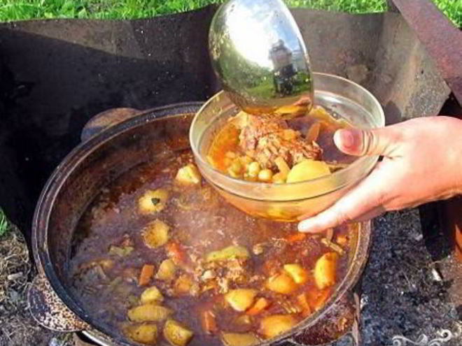 Рецепт шурпы из баранины в казане