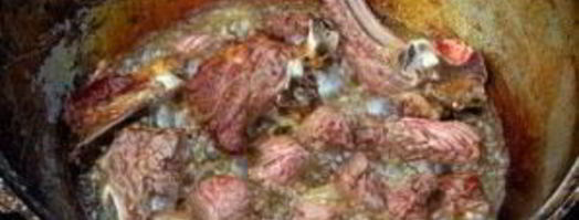 шурпа из баранины в казане. Шаг 3