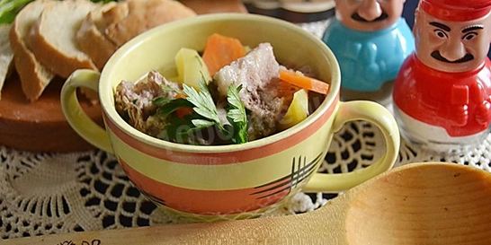 Шурпа из баранины в мультиварке