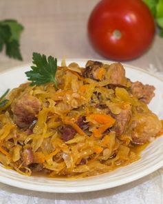 Солянка из квашеной капусты с мясом