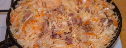 солянка из квашеной капусты с мясом. Шаг 13