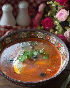 Солянка с колбасой