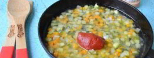 солянка с копченостями в хлебе. Шаг 4