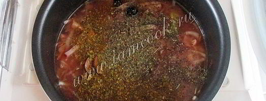 солянка сборная в мультиварке. Шаг 9