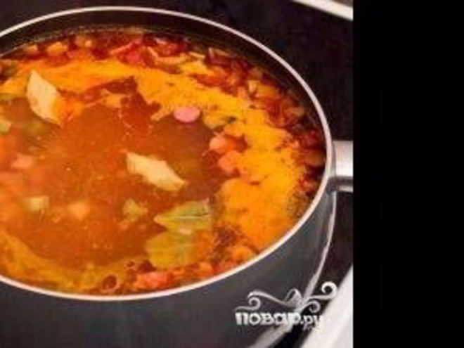 Рецепт супа-солянки с сосисками