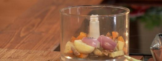 сотэ айям — индонезийский куриный суп. Шаг 3