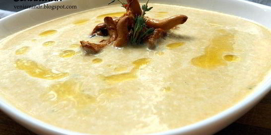 Чечевичный суп-пюре с лисичками