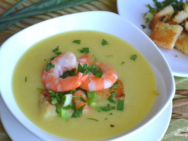 Рецепт картофельного супа-пюре с креветками
