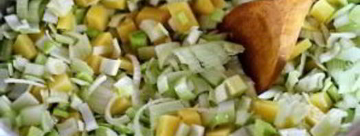 морковный суп-пюре с имбирем и карри. Шаг 3