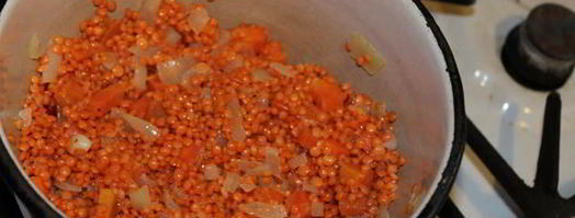 пикантный суп-пюре из красной чечевицы. Шаг 3