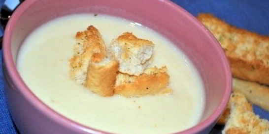 Сливочный суп-пюре из сельдерея