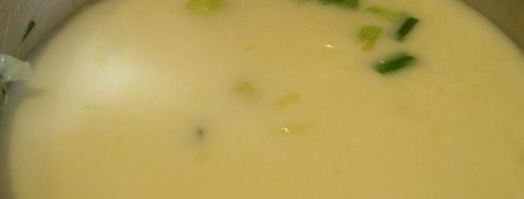 суп-пюре из авокадо с кинзой и вялеными томатами. Шаг 4