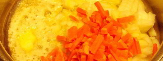 суп-пюре из репы, сельдерея, курицы и тыквы. Шаг 4