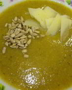 Суп-пюре со сладким перцем, спаржевой фасолью и грибами