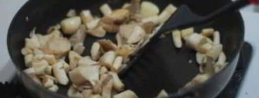 суп с брокколи и грибами. Шаг 3