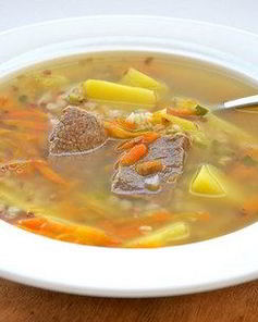 Суп с говядиной и гречкой