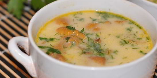 Суп с лисичками со сливками