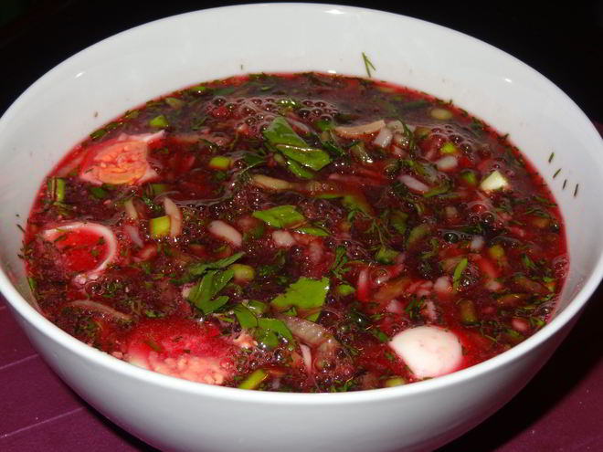 Рецепт свекольника с рукколой на квасе