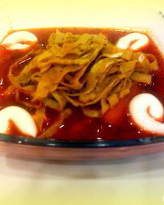 Свекольник с яичной путанкой