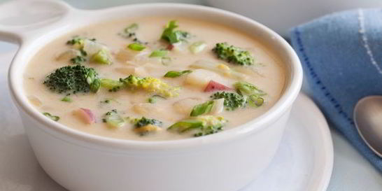 Легкий сырный суп с шампиньонами и брокколи