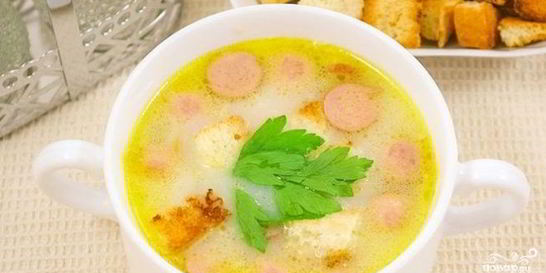 Сырный суп с сосиской