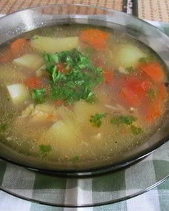 Уха на курином бульоне
