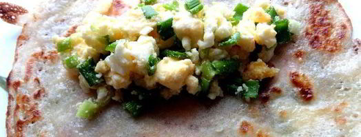 дрожжевые блины с луково-сырной начинкой. Шаг 23