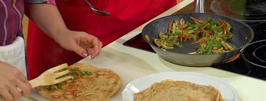 китайские фаршированные блинчики. Шаг 5