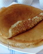 Простые дрожжевые блины на молоке