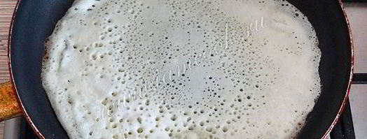 простые дрожжевые блины на молоке. Шаг 10