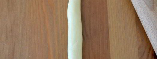 булочки молочные сердечки. Шаг 7