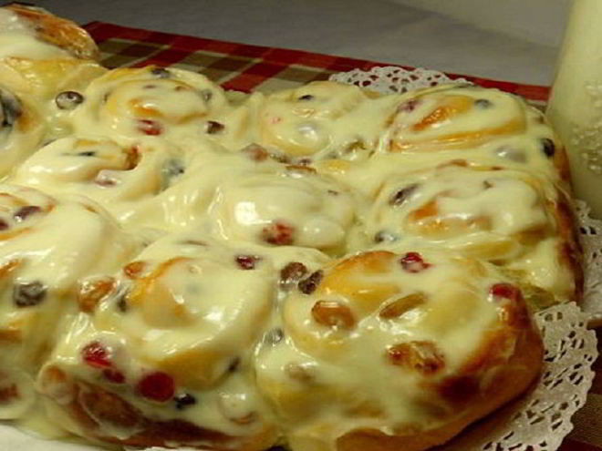 Рецепт булочек с изюмом