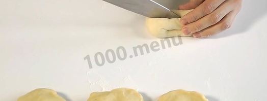 плюшки из дрожжевого теста. Шаг 12