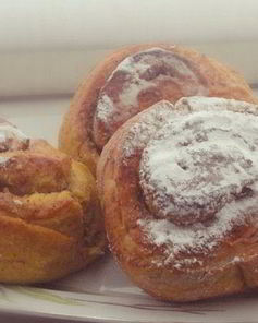 Тыквенные булочки с миндалем и корицей
