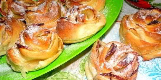 Яблочные булочки