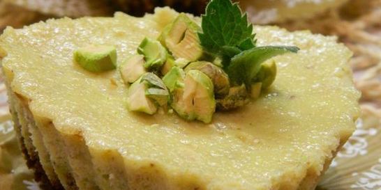 Фисташковые мини-чизкейки