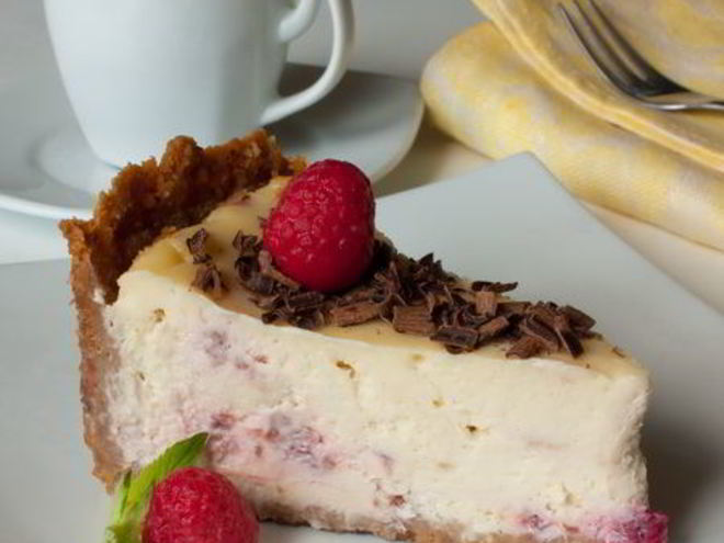 Рецепт малинового чизкейка с белым шоколадом