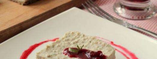 мясной чизкейк с соусом из брусники. Шаг 19