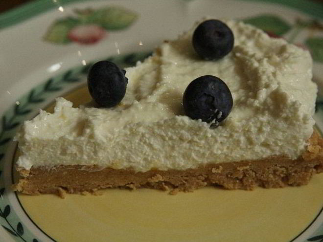 Рецепт очень простого лимонного чизкейка с ягодами