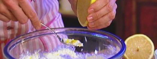 очень простой лимонный чизкейк с ягодами. Шаг 7