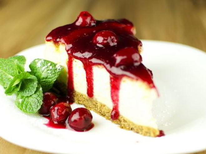 Рецепт праздничного чизкейка с вишней